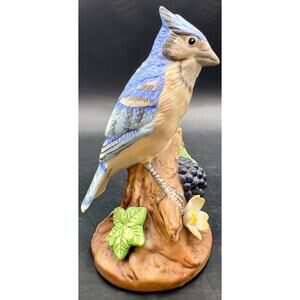 Vintage Lefton 1987 Bluejay Ceramic Nest Egg Collection #06073